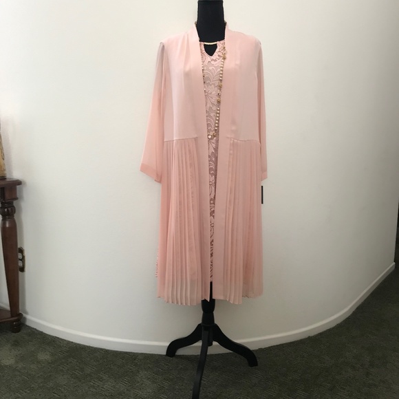 JM Collection - Picture 2 of 2